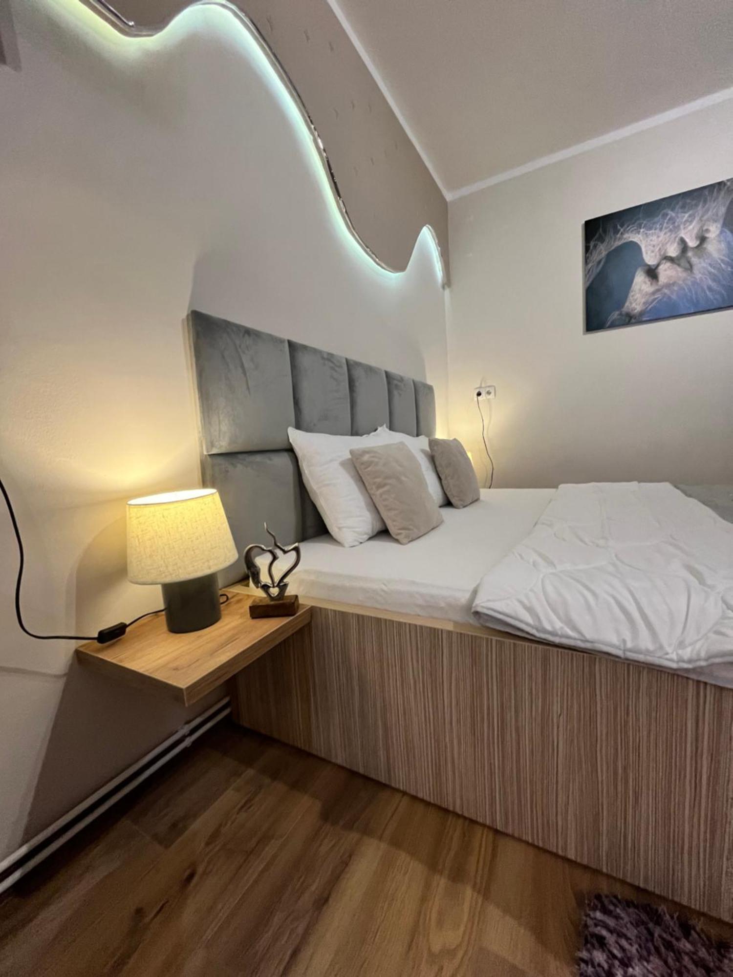 Apartman Irma Sweet SJJ Exterior foto